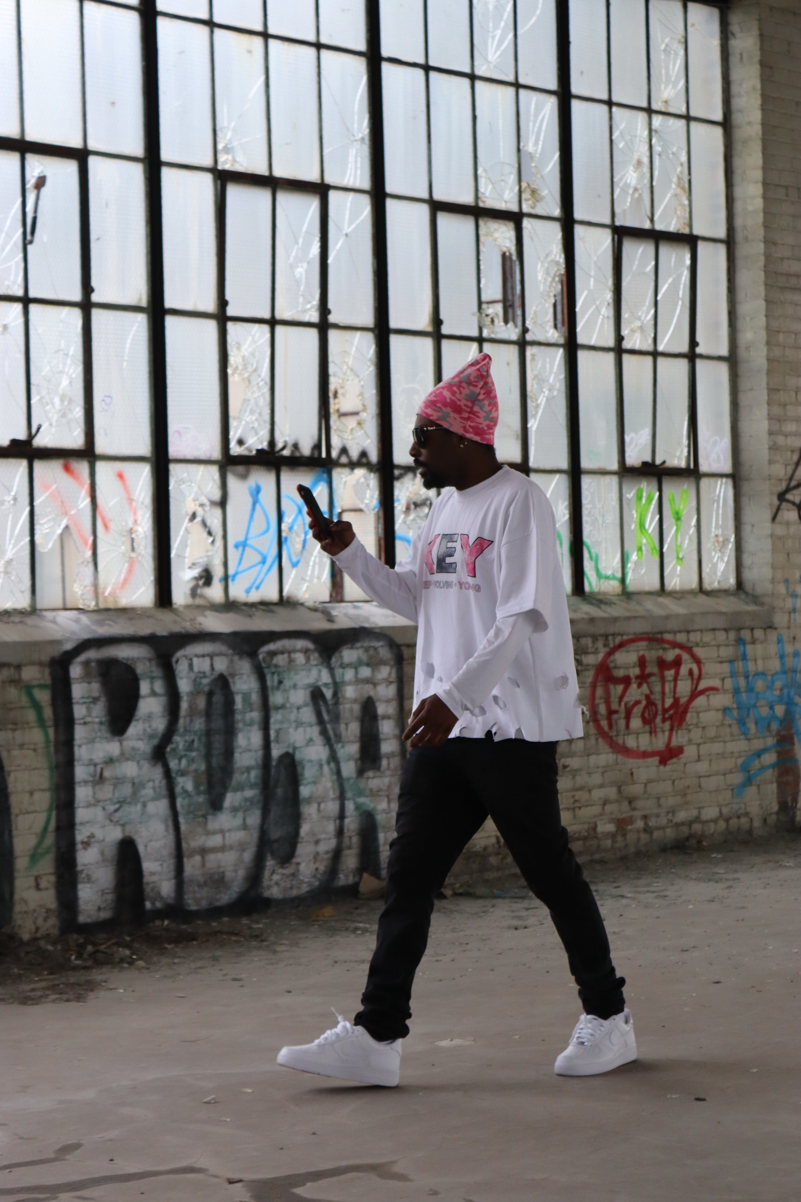 Keep • Evolving • Young homeless tee